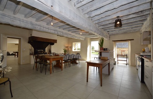 Servon-sur-Vilaine Cottage | Gîte-Cottage-Wet room-Countryside view