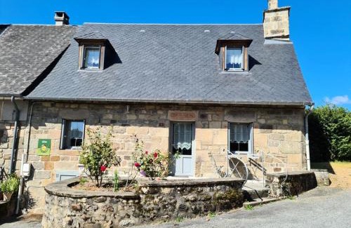 Chapelle-Spinasse Apartment | Gîte de France à Chapelle-Spinasse 3 épis - Gîte de France 4 personnes MAE-0104