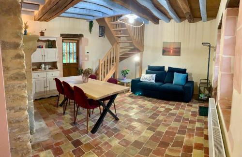 Monce-en-Saosnois House | Gîte de la Saussaie - Au four & au moulin