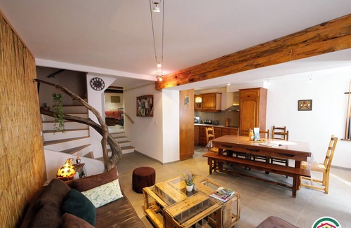 Lagrand House | Gîte Del Païs village house between mountain and Provence NEW