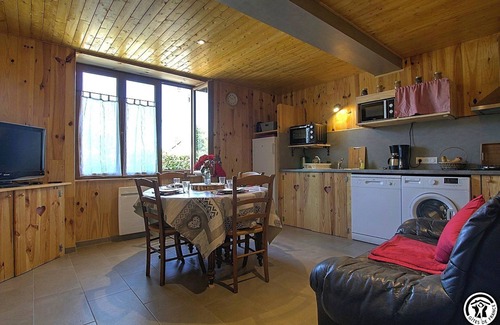 Chazey-sur-Ain House | Gîte du Colza - Chazey-sur-ain