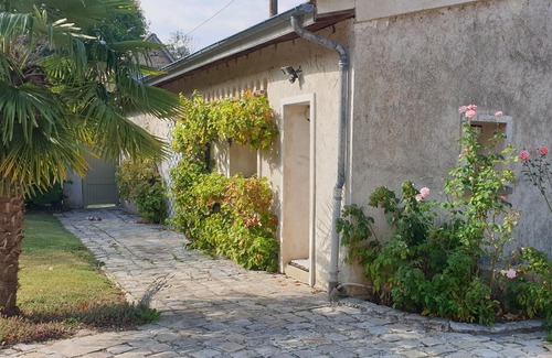 Emance House | Gîte Entièrement Rénové à Deux pas de la Forêt à Pied