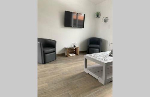 Champagne-les-Marais Apartment | gîte "entre terre et mer "climatisé à proximité de la Rochelle et des côtes vendéennes !