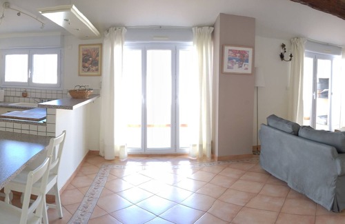 Mailhac House | Gîte et Chambres d'hôtes Le Coq du Nord - Mailhac