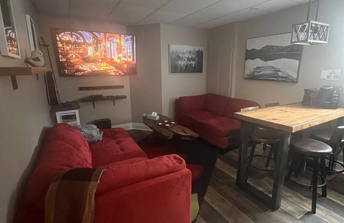 Sainte-Ann-des-Lacs House | Gîte et spa Renaître au Naturel. Animaux de Compagnie Acceptés!