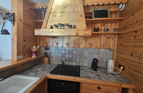 Saint-Laurent-en-Grandvaux Cottage | Gîtes Les Farfouilles