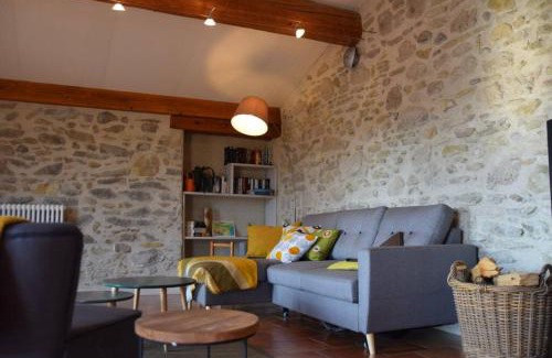 Limoux Apartment | Gîte - Holiday Home Vent Tramontane
