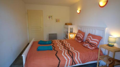 Aouste-sur-Sye Apartment | Gîte l échappée bleue Dromoise - appartement
