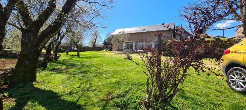 Saint-Laurent-d'Olt House | Gîte La Grange