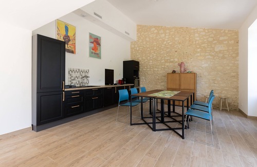 Vertheuil House | Gîte La Gravière. Une Maison de Famille Entre Vignes et Océan à 1h de Bordeaux