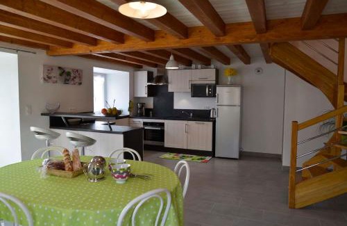 Saint-Leger-du-Malzieu House | Gîte La Maison d'Alphonse 7/8 personnes