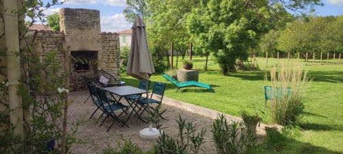 Vendee - Sevre - Autise House | Gîte La Vigne Verte