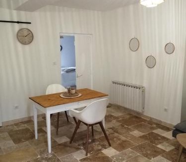 Saint-Medard-de-Mussidan Apartment | Gîte Lapierre