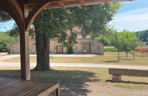 Montbeugny House | Gîte le Cerf Ailé