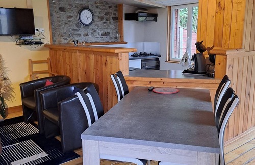 La Boussac House | Gîte Le Chalet, La Boussac Entre Saint-malo et le Mont-st-michel