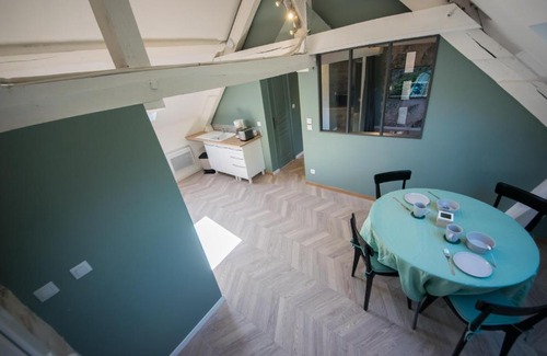 Bruyeres-et-Montberault Apartment | Gîte Mise au Vert