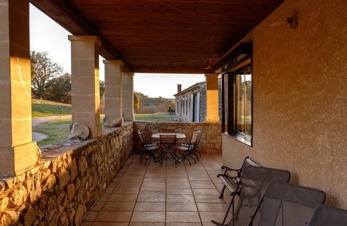 Vacquieres Apartment | Gîte Patriarche 2*, Pic Saint Loup