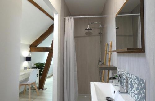 Belhomert-Guehouville House | Gîte pittoresque avec nature, Wi-Fi, BBQ et terrasse privée - FR-1-581-113