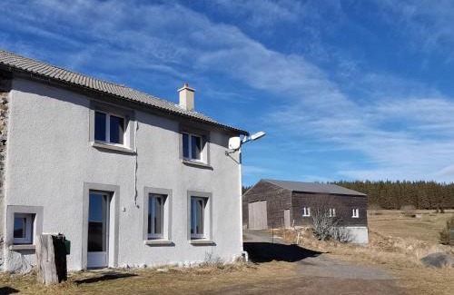 Les Estables House | Gîte rénové au calme, proche des Estables - FR-1-582-148