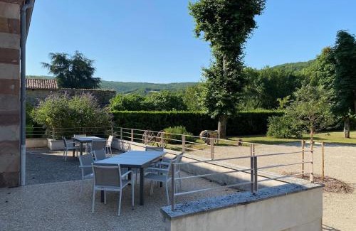 Feneyrols House | Gîte spacieux et confortable à Feneyrols proche de l'Aveyron - FR-1-605-48
