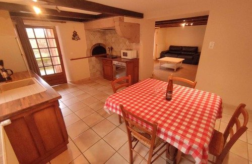 Dommartin-les-Remiremont Cottage | Gîte Tiffanie - SPA Jacuzzi Sauna Fishing pond