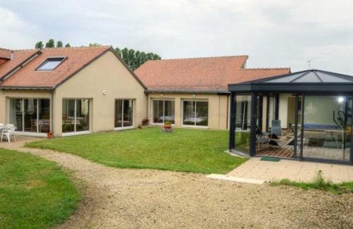 Assay House | Gîte Tourangelle avec Piscine Intérieure, Wifi, Jardin - FR-1-381-619