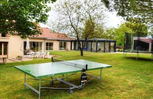 Assay House | Gîte Tourangelle avec Piscine Intérieure, Wifi, Jardin - FR-1-381-619