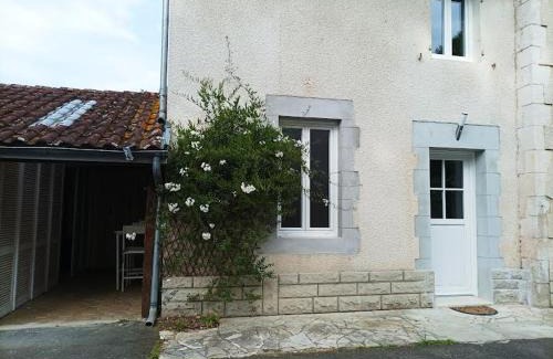 Pouillon Apartment | Gîte Villa LORTIN