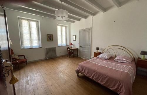Sainte-Meme Apartment | Gîtevdelacour