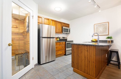 Upper Village Apartment | Gables @ Gondola Base - Designer 2BR