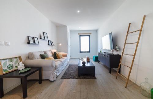 Ilhavo Villa | Gafa House - Family Accommodation and Workplace