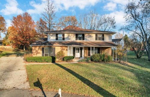 Gahanna House | Gahanna Farmhouse - 4 Bed 2 Bath - INTEL