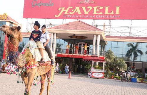 Hasanpur Hotel | Gajraula Haveli Resort