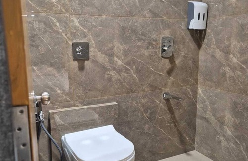 Kalina Hotel | Galaxy Stays BKC