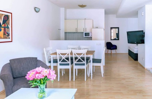 Warnemuende Apartment | Galeere Summary: Comf
