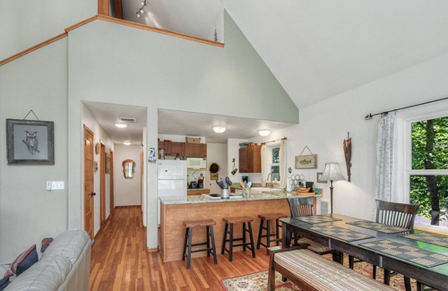 Gold Bar House | Galena's Getaway 2.0: Spacious riverfront home in Cascades w/hot tub on 3 acres for 4 guests