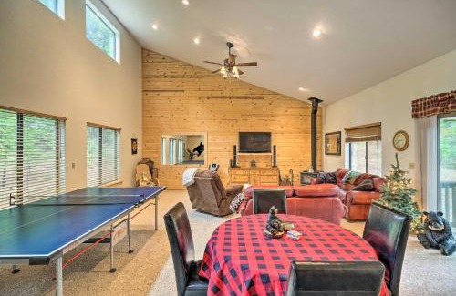 Arnold House | Game Room and Deck Pet-Friendly Camp Connell Cabin