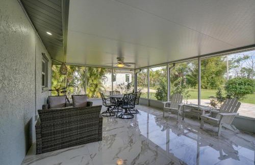 Saint James City House | Game Room and Screened Lanai Pine Island Getaway!