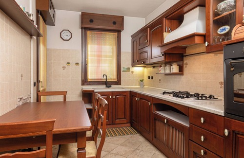San Faustino-Madonnina-Quattroville Apartment | Ganden's Flat - One Bedroom Apartment, Sleeps 3