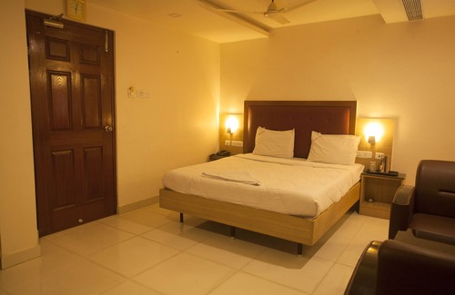 Tiruppattur Hotel | Ganesh Meridian