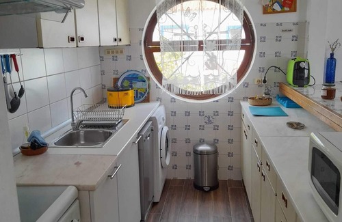 Manta Rota Apartment | Garden and private swiming pool, also WIFI! 12m walk to the beach! Peacefull!