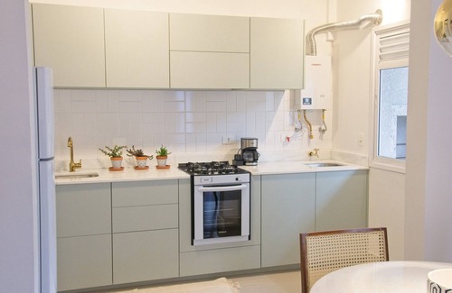 Campina do Siqueira Apartment | Garden Apartment near Barigui Park with garage