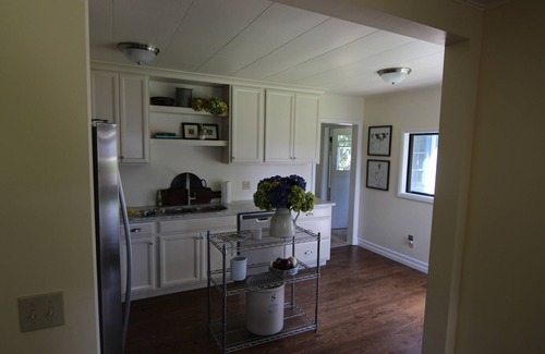 Challis House | Garden Creek Retreat - Remodeled Home with Luxury Furnishings