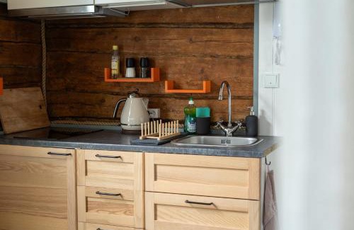 Pelgulinn Apartment | Garden Studio next to Telliskivi & Old Town