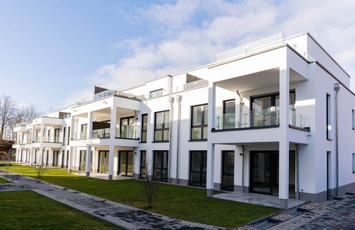Dormagen Apartment | Gardenview Apartment No. 2 on the first floor right (garden view, terrace)