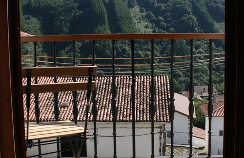 Ezkurra Apartment | Gartzinea, beautiful and spacious rural house in Ezkurra, north of Navarra