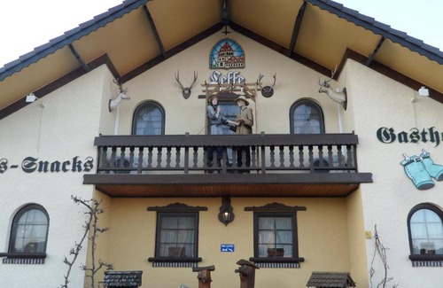 Diepenbeek Bed & Breakfast | gasthof lederhose