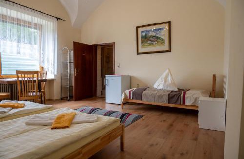 Sankt Andra Hotel | Gasthof Poltl