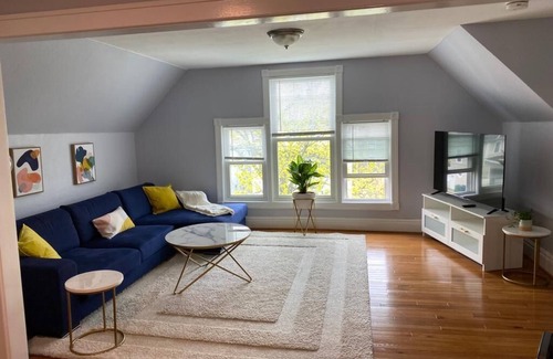 North Buffalo House | Gates Circle 2 Bedroom Newly Renovated Haven