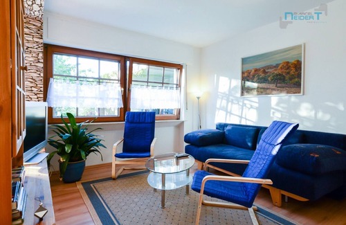 Waechtersbach Apartment | Gateway to the Spessart